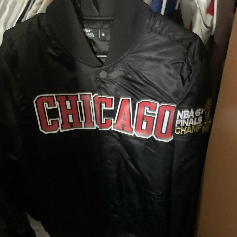 Chicago bulls varsity jacket, size medium